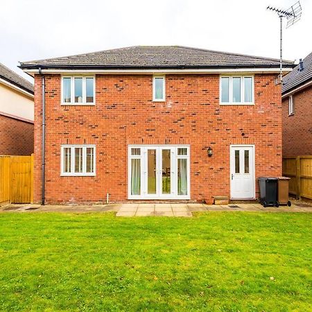 Luxurious Cosy 4Br Home Cheshire Saughall Bagian luar foto