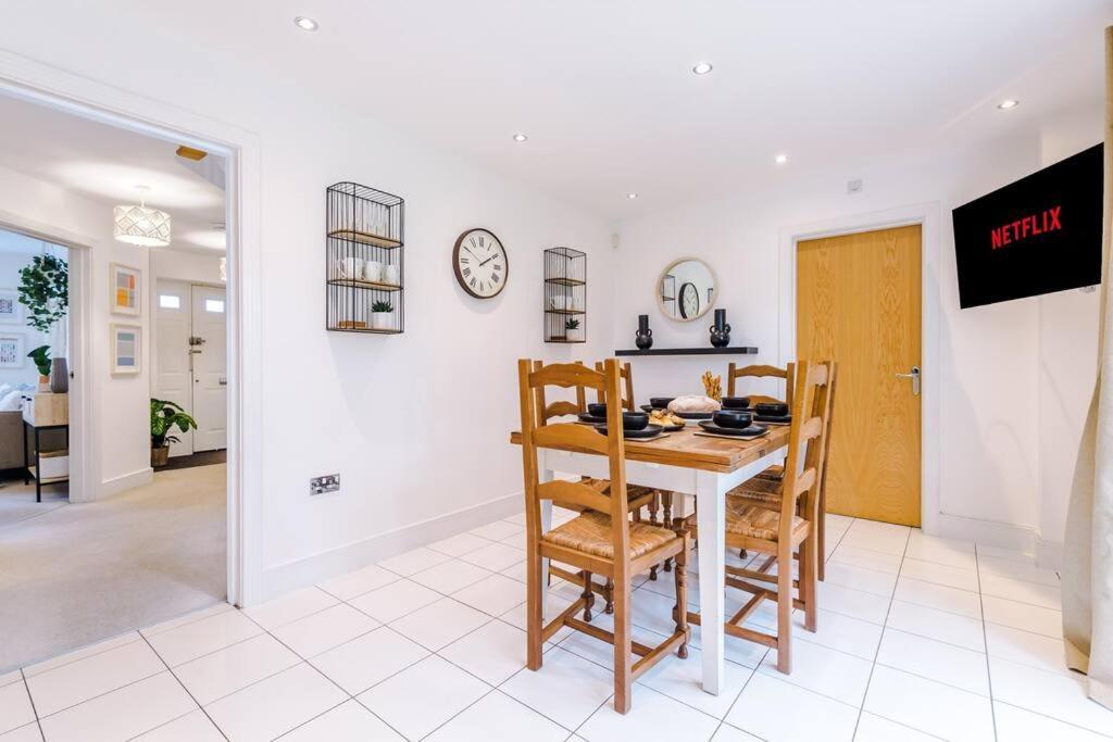 Luxurious Cosy 4Br Home Cheshire Saughall Bagian luar foto