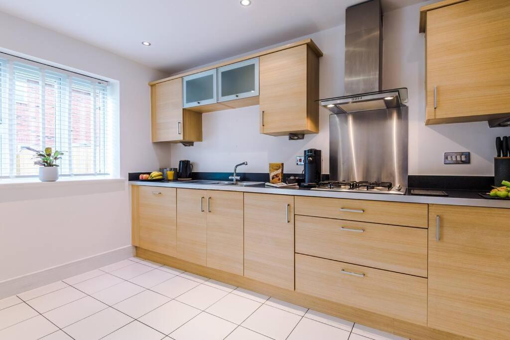 Luxurious Cosy 4Br Home Cheshire Saughall Bagian luar foto