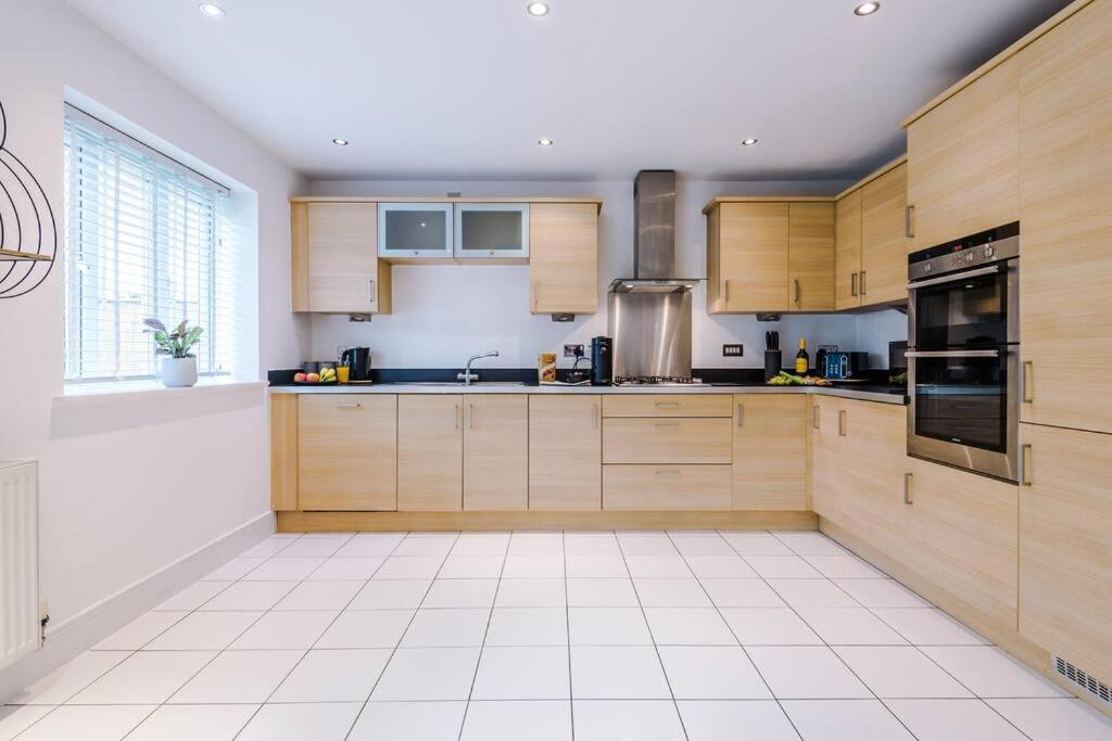Luxurious Cosy 4Br Home Cheshire Saughall Bagian luar foto