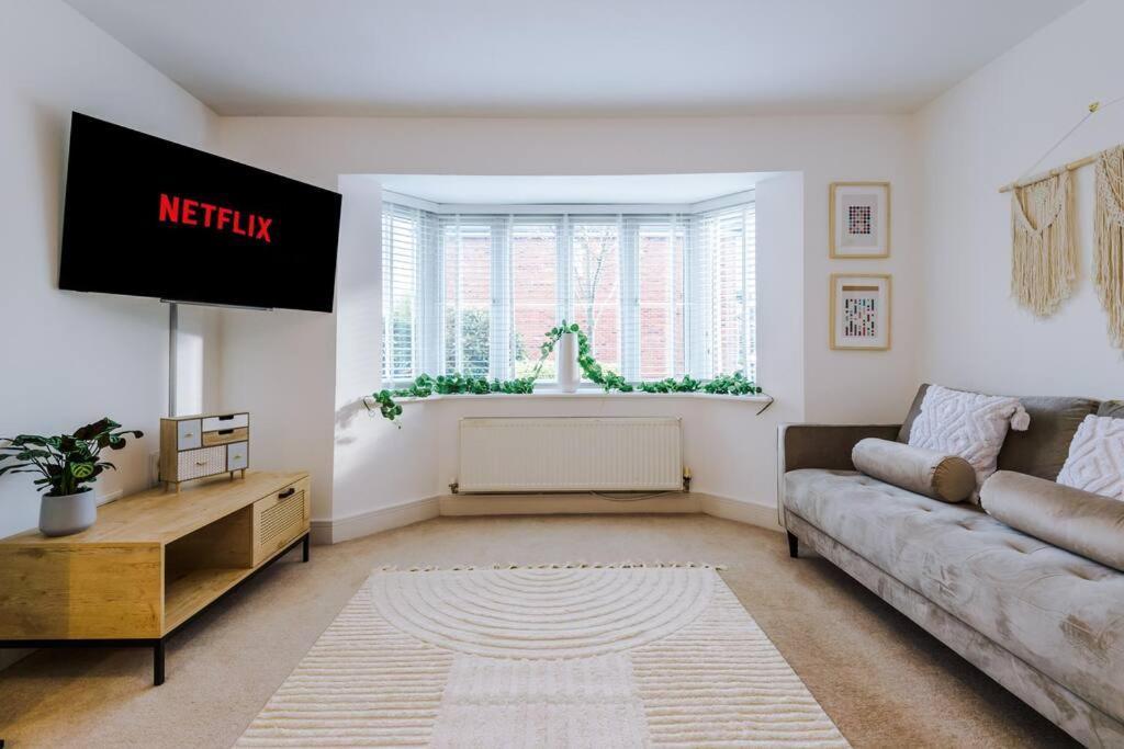 Luxurious Cosy 4Br Home Cheshire Saughall Bagian luar foto